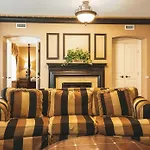 Grant Hall Hotel