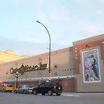New Stunning Large Gorgeous Space Downtown Parking Coffee