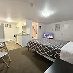 Modern 1Br At Downtown