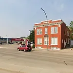 New Gorgeous Space In Moose Jaw Coffee Parking 4K Smart Tv