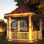 Wakamow Heights Bed And Breakfast