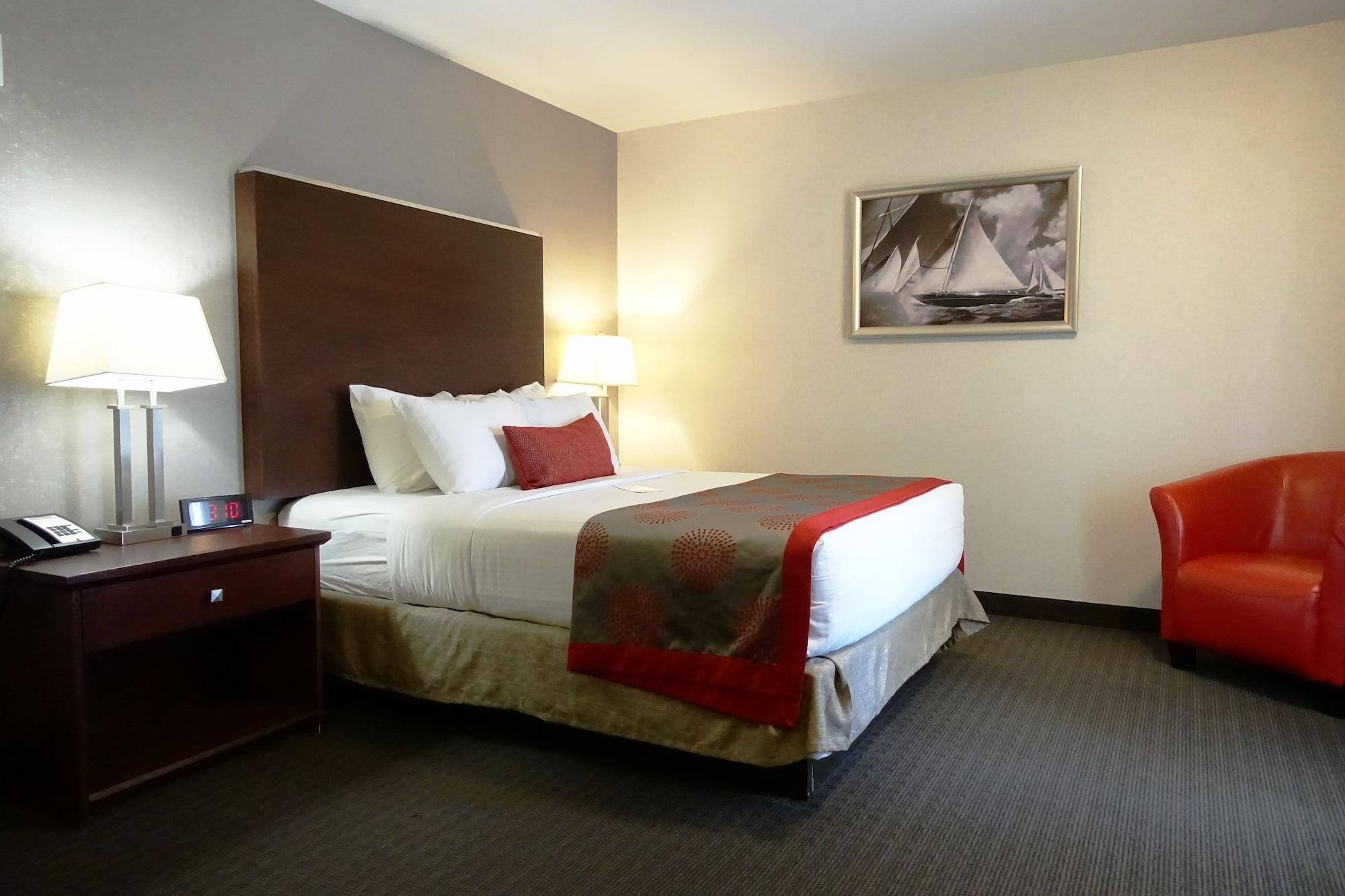 Hotel Ramada By Wyndham Moose Jaw