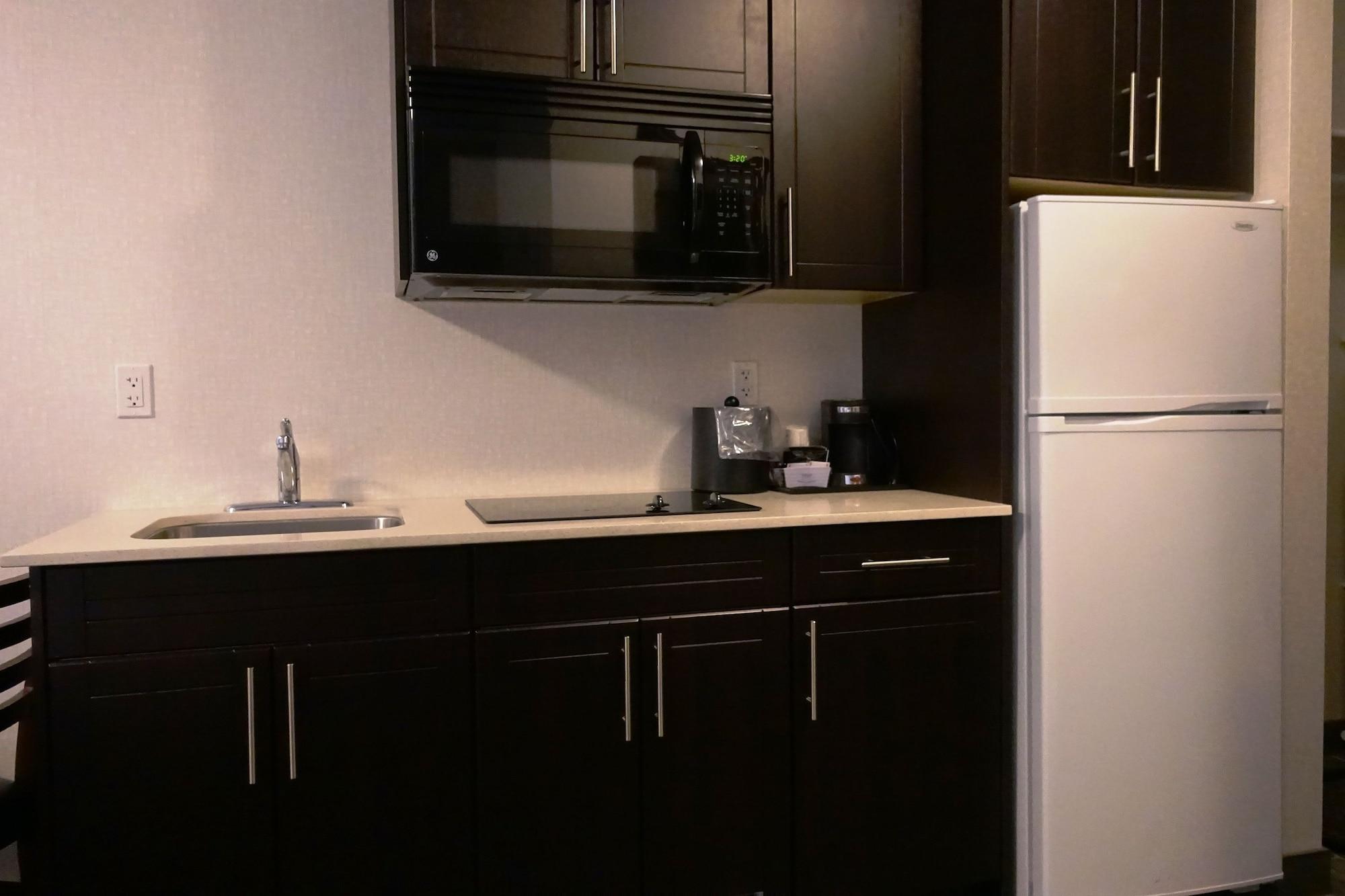 Ramada By Wyndham Hotel 3*