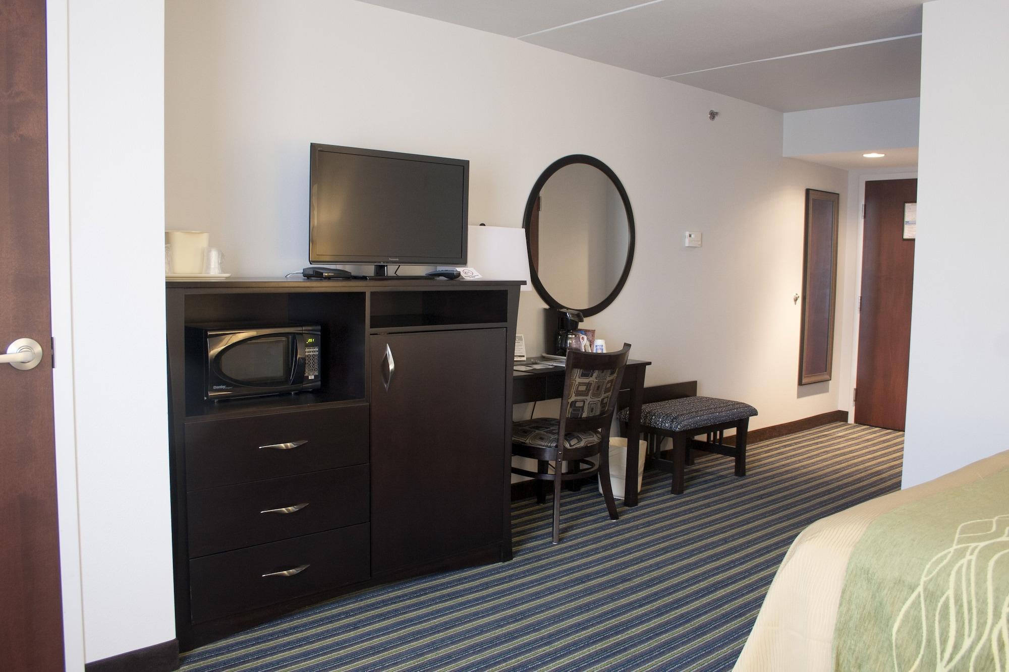 Hotel Comfort & Moose Jaw