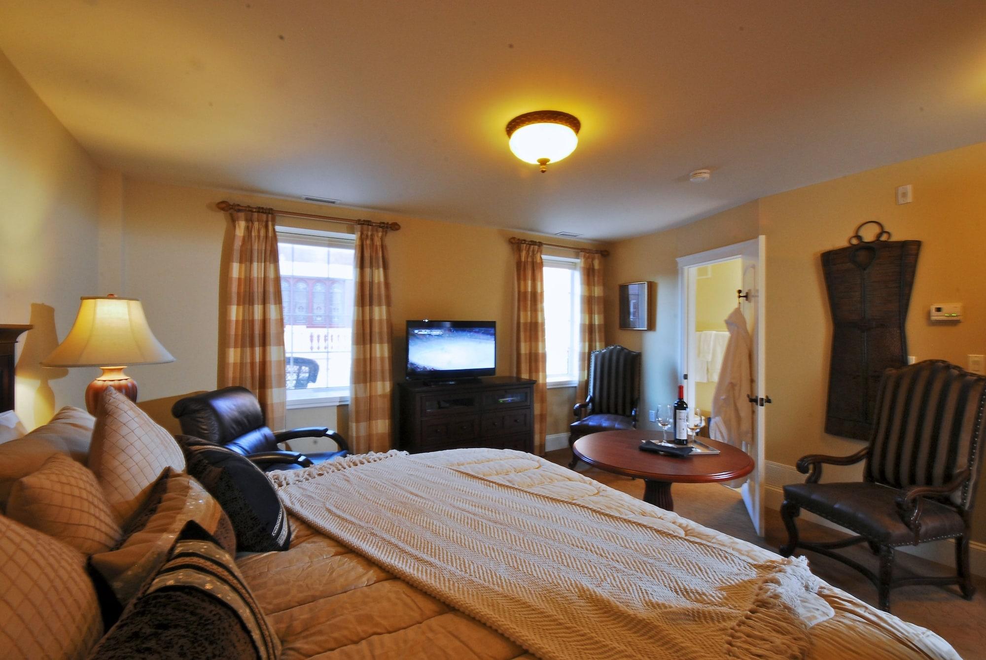 Grant Hall 3*