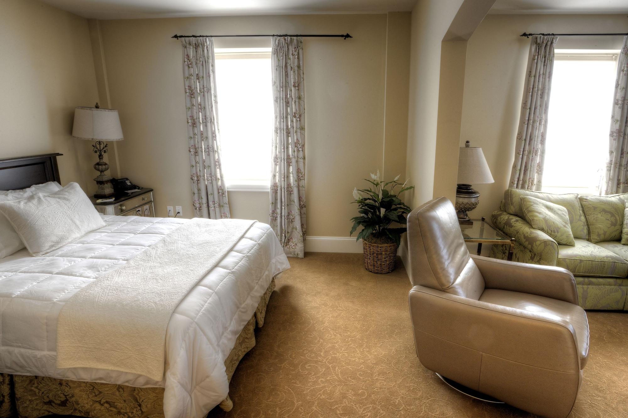 Grant Hall 3* Moose Jaw