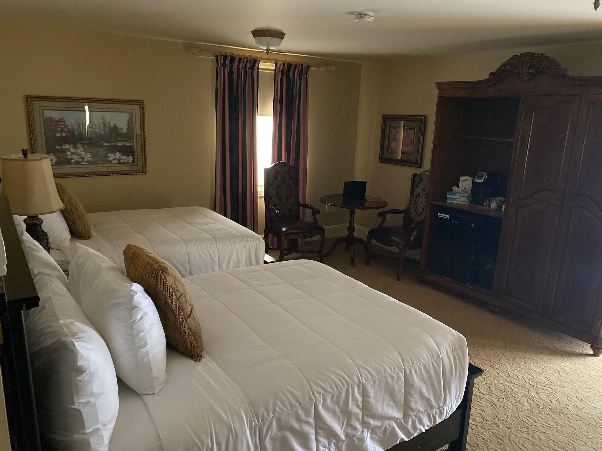 Grant Hall 3* Moose Jaw