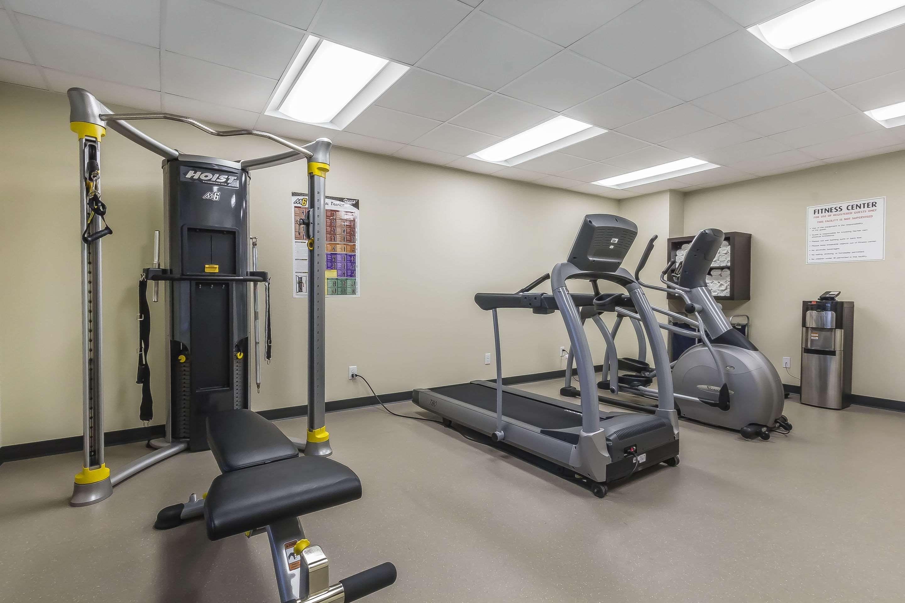 Hotel Quality & Moose Jaw