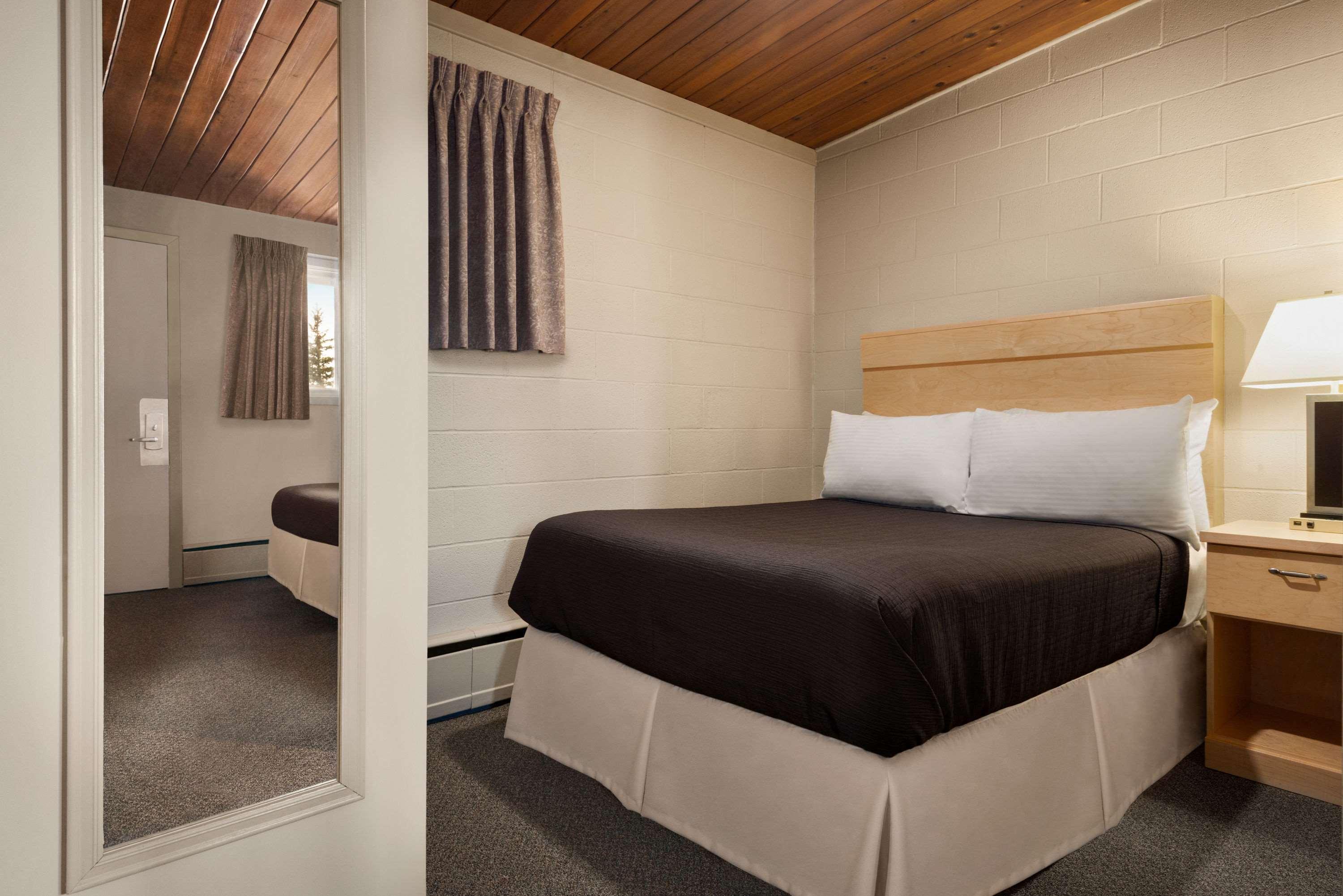 Thriftlodge Hotel 2*