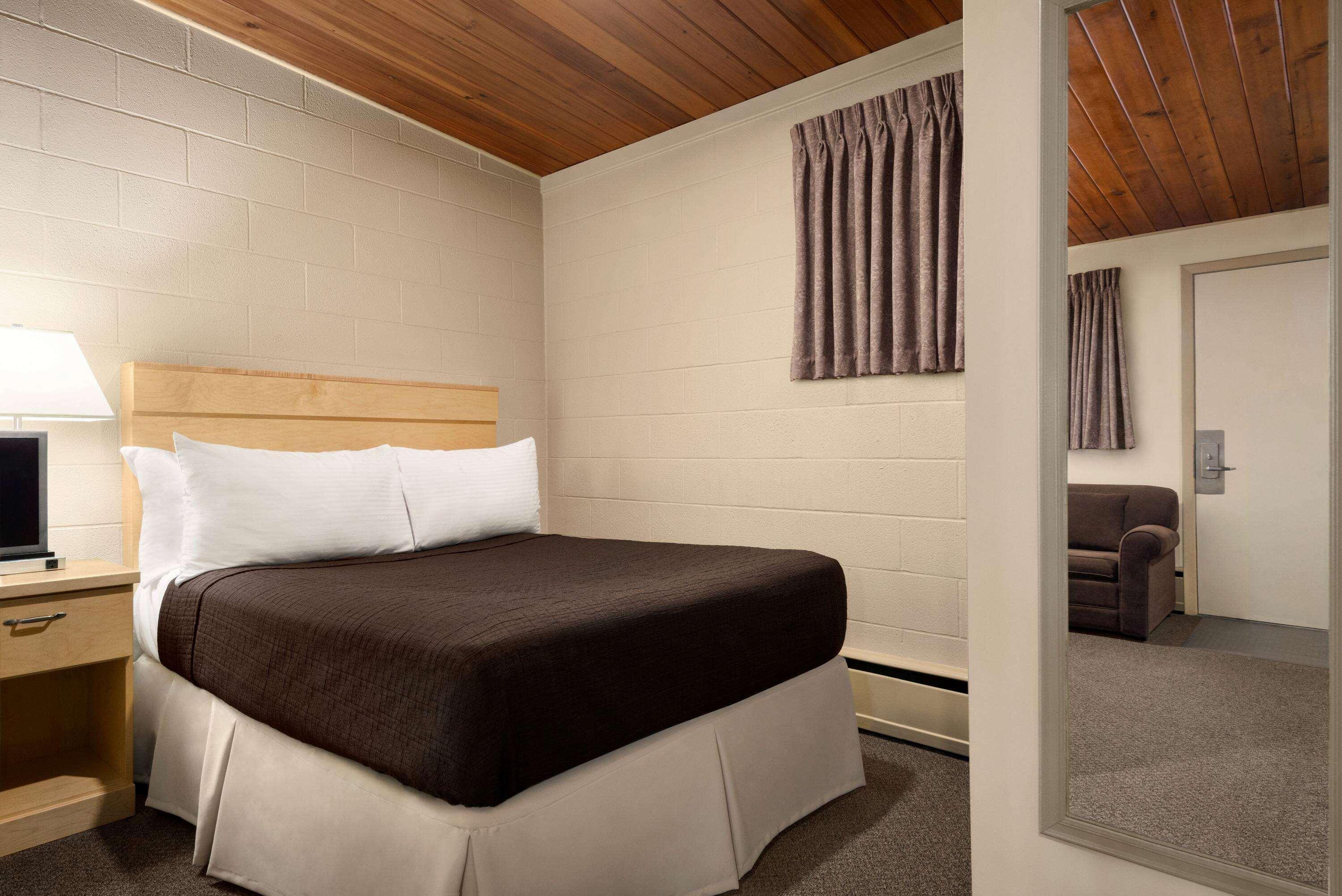 Thriftlodge Hotel 2*