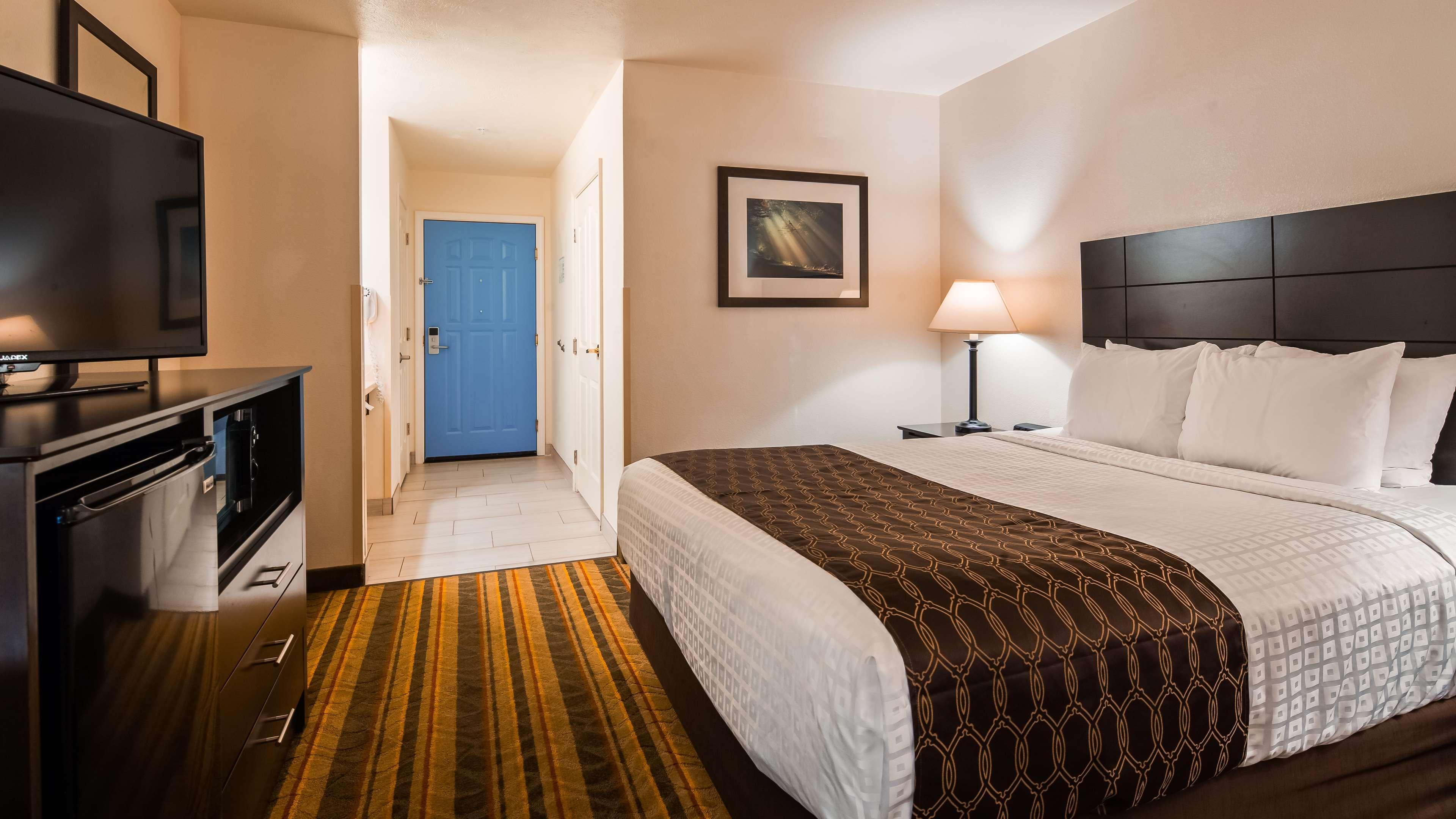 Western Hotel 3*