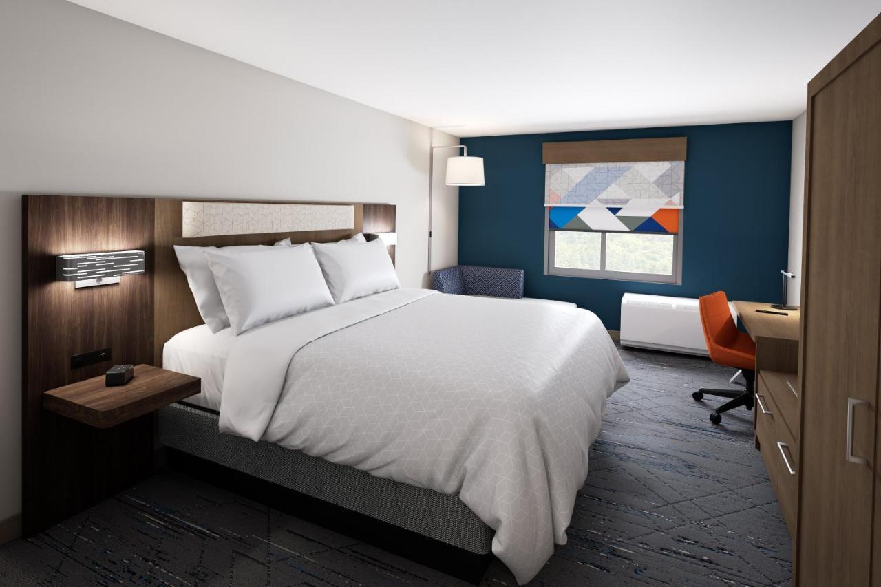 Express & - By Ihg 3*