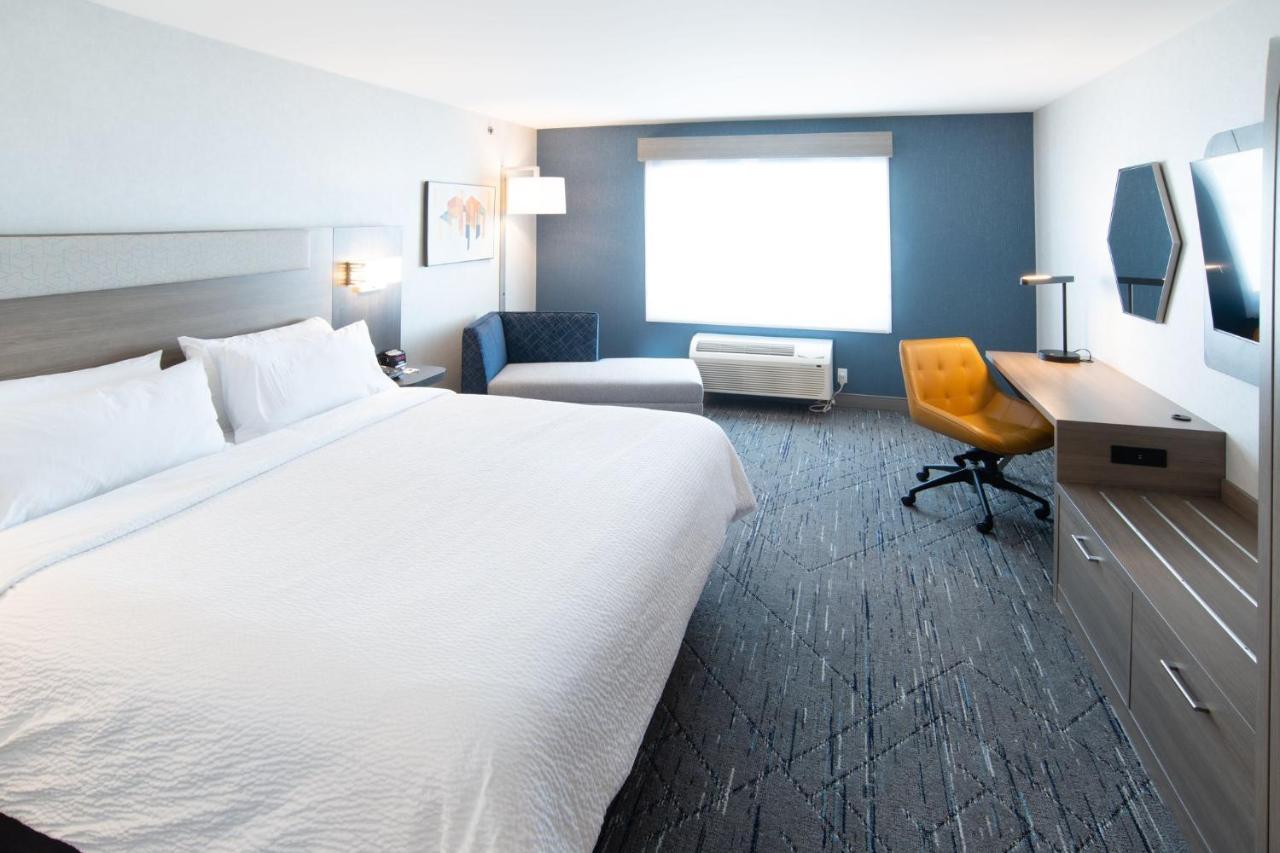 Express & - By Ihg 3*