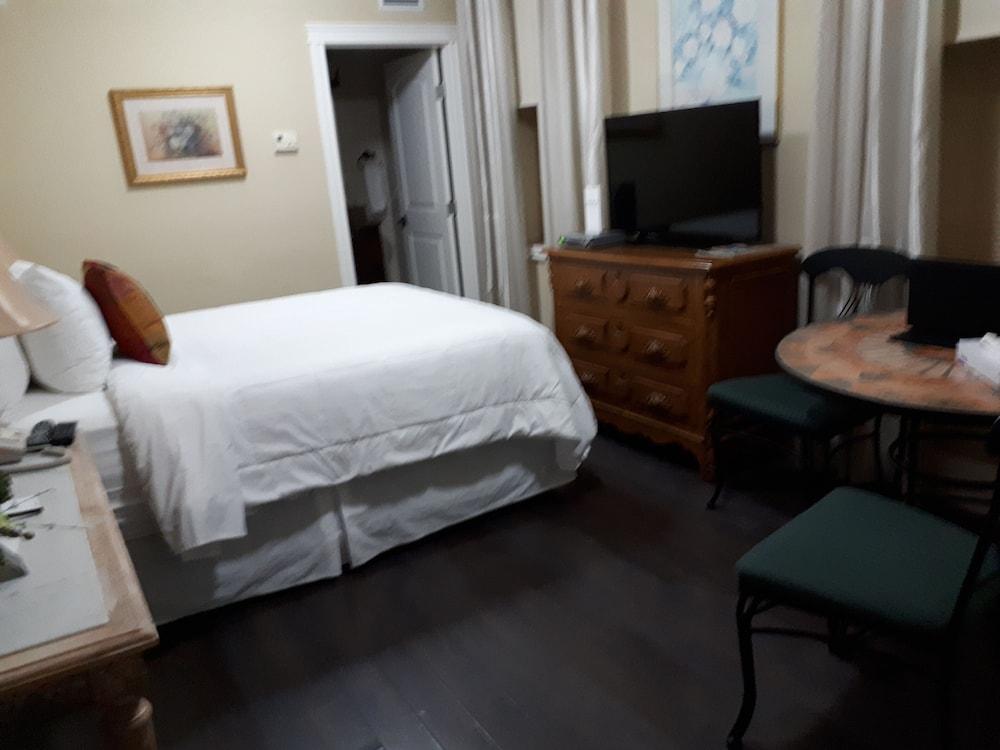 Grant Hall Hotel Moose Jaw