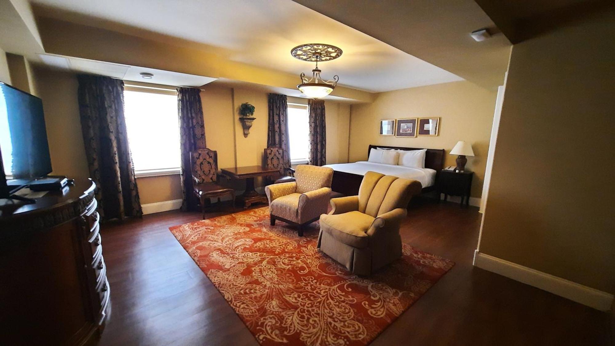 Grant Hall Hotel Moose Jaw