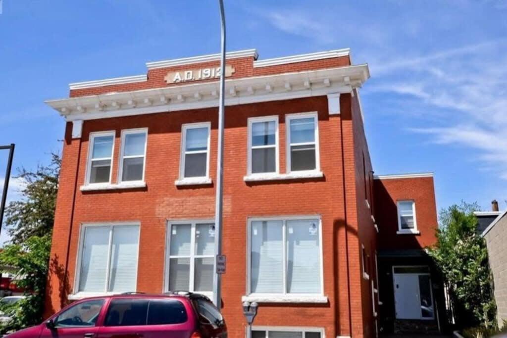 Apartment New Downtown Mj Parking Near Tunnels, Casino & Spa Coffee Moose Jaw