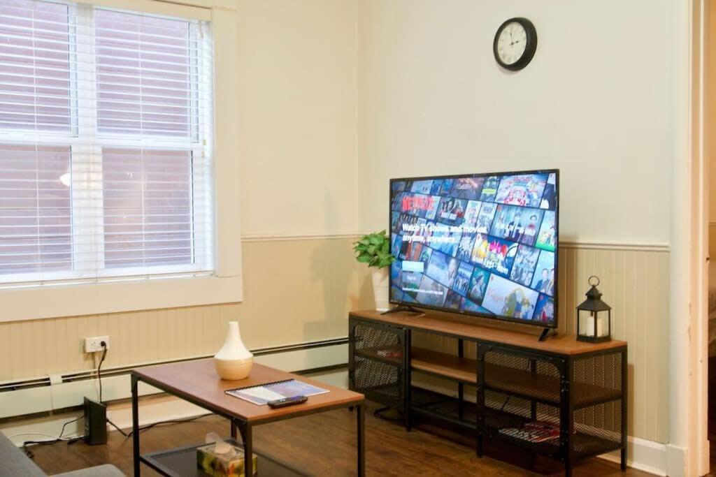 Apartment New Downtown Mj Parking Near Tunnels, Casino & Spa Coffee