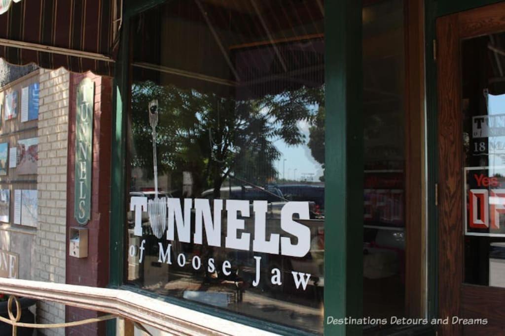 Cozy Downtown Parking Coffee Location * Moose Jaw
