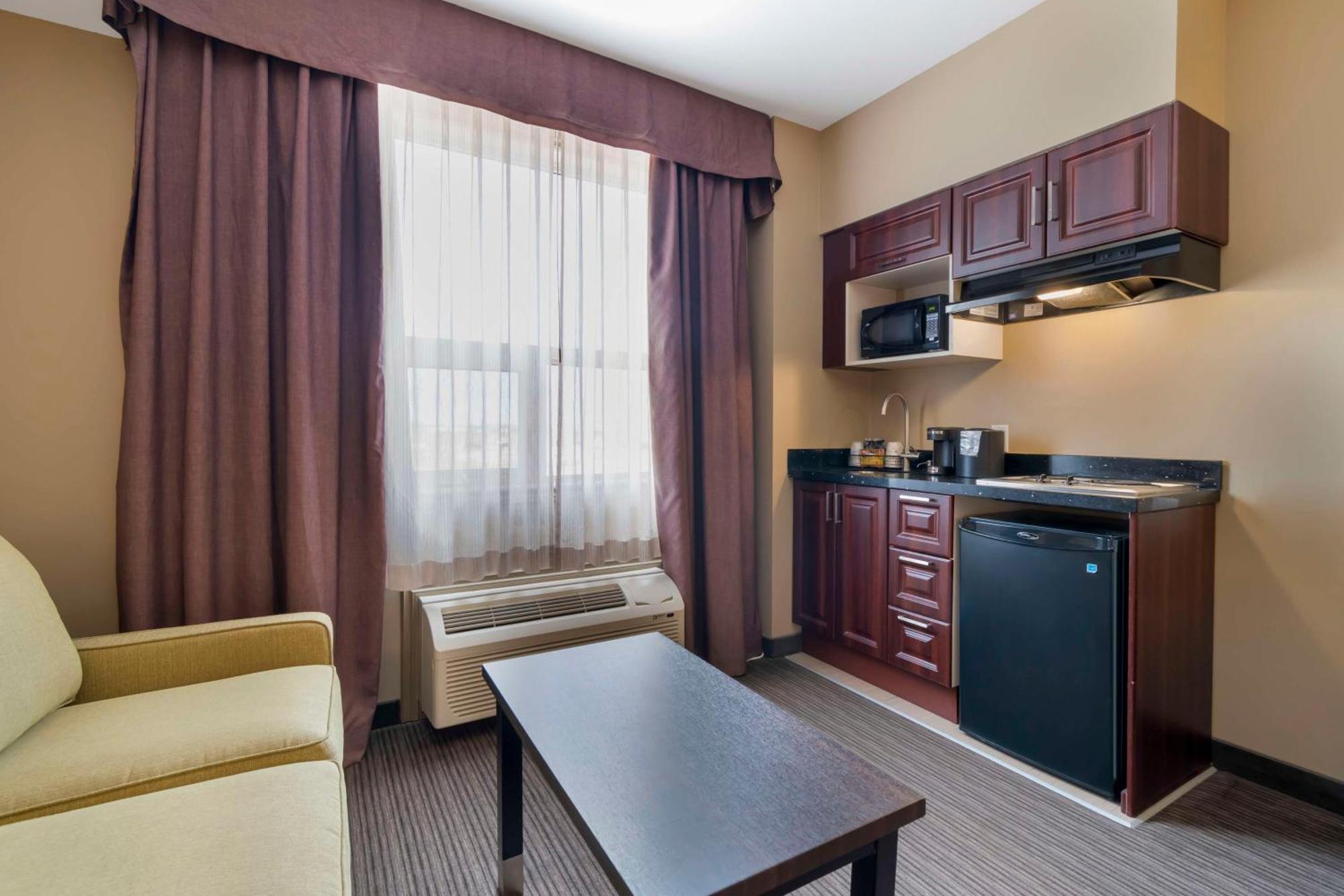 Western Hotel 3*