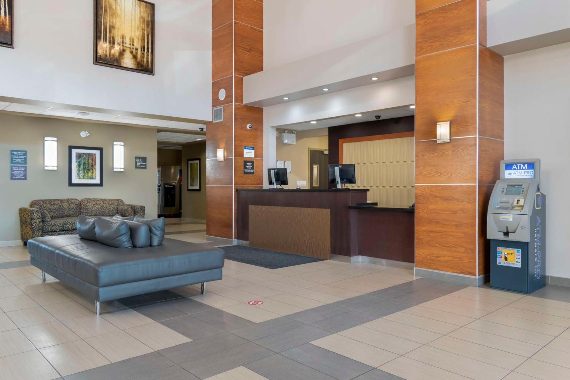 Western Hotel Moose Jaw