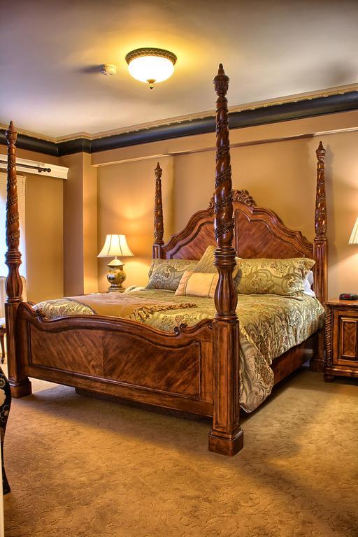 Hotel Grant Hall