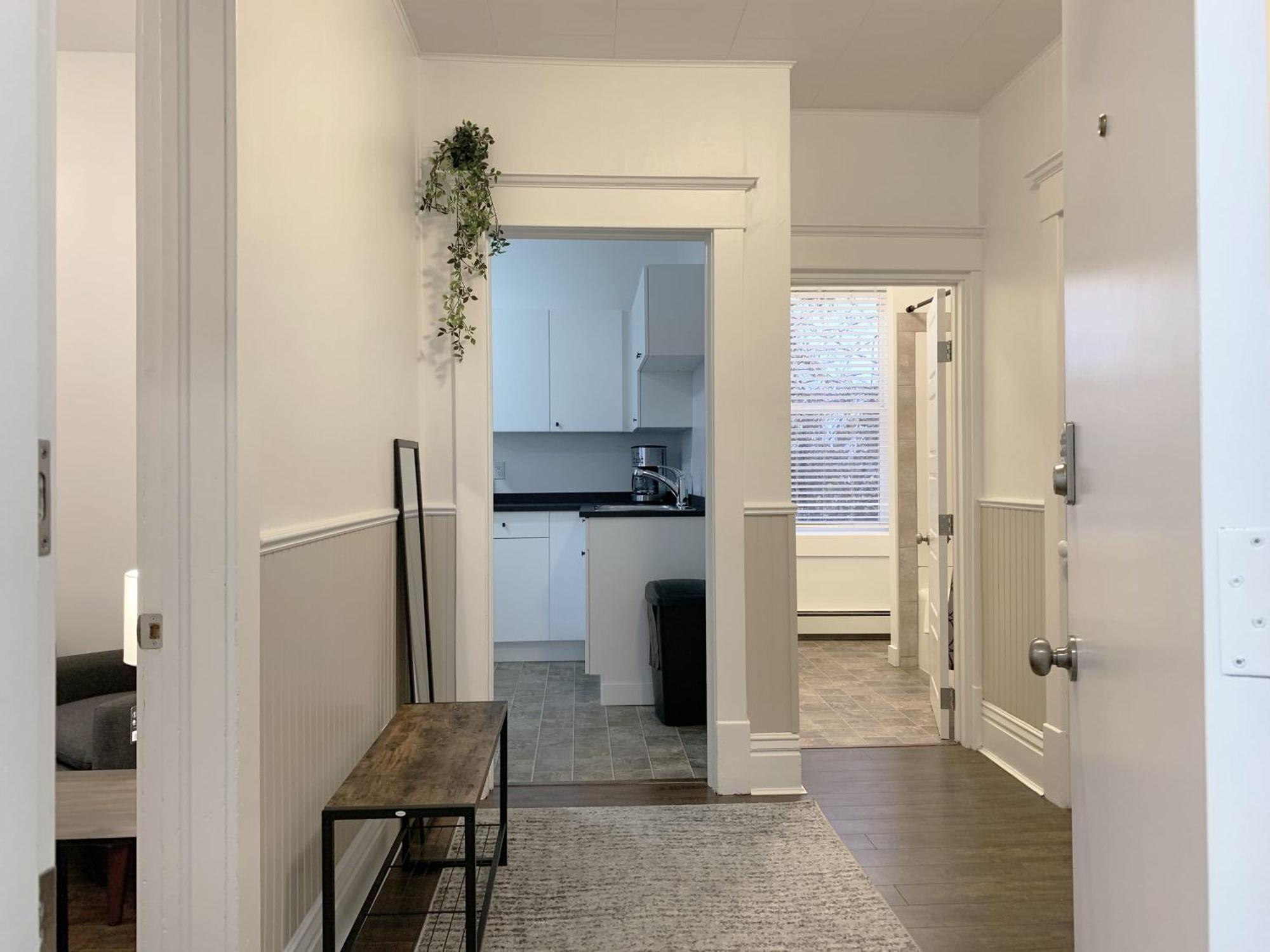 Gorgeous 1-bedroom Location Wifi * Moose Jaw
