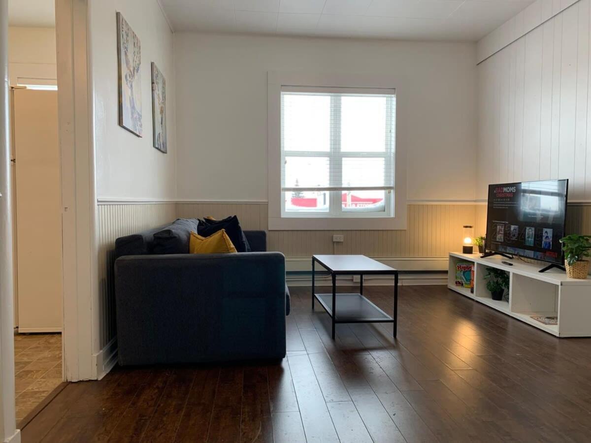 Large 1-bedroom L Downtown L Wifi & Smart Tv *