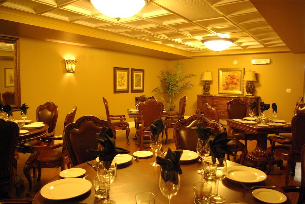 Grant Hall Hotel