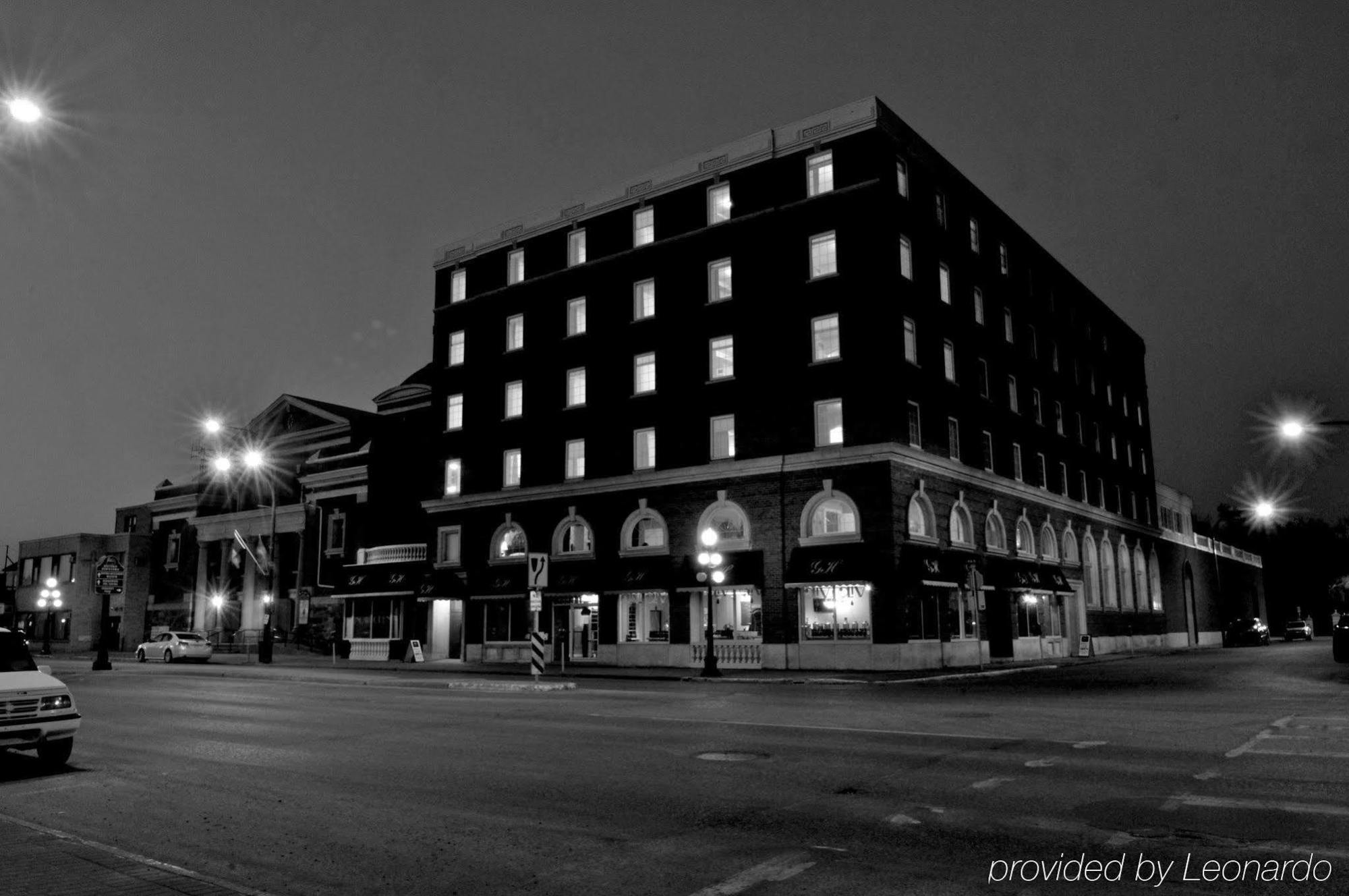 Grant Hall Hotel 3*