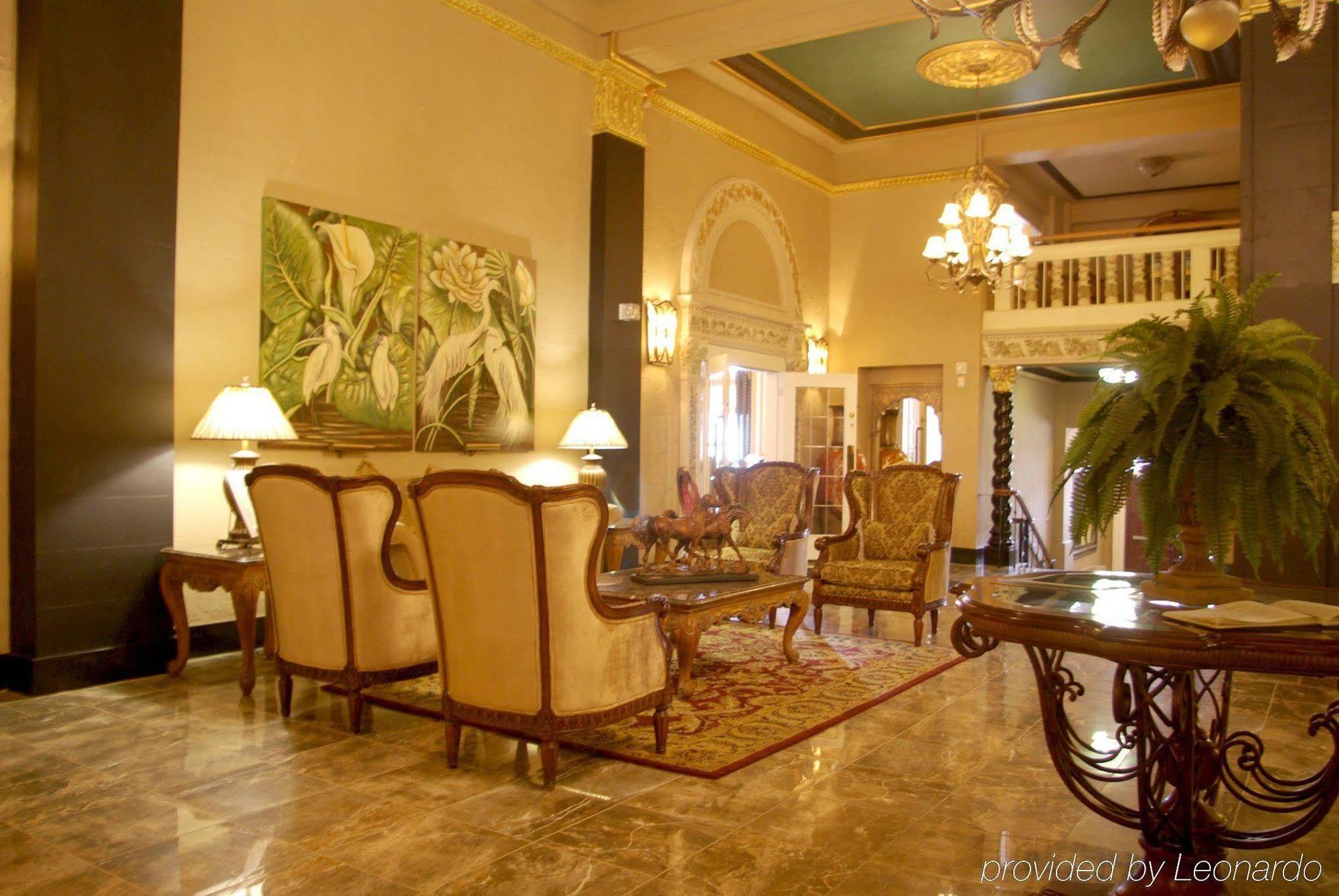 Hotel Grant Hall