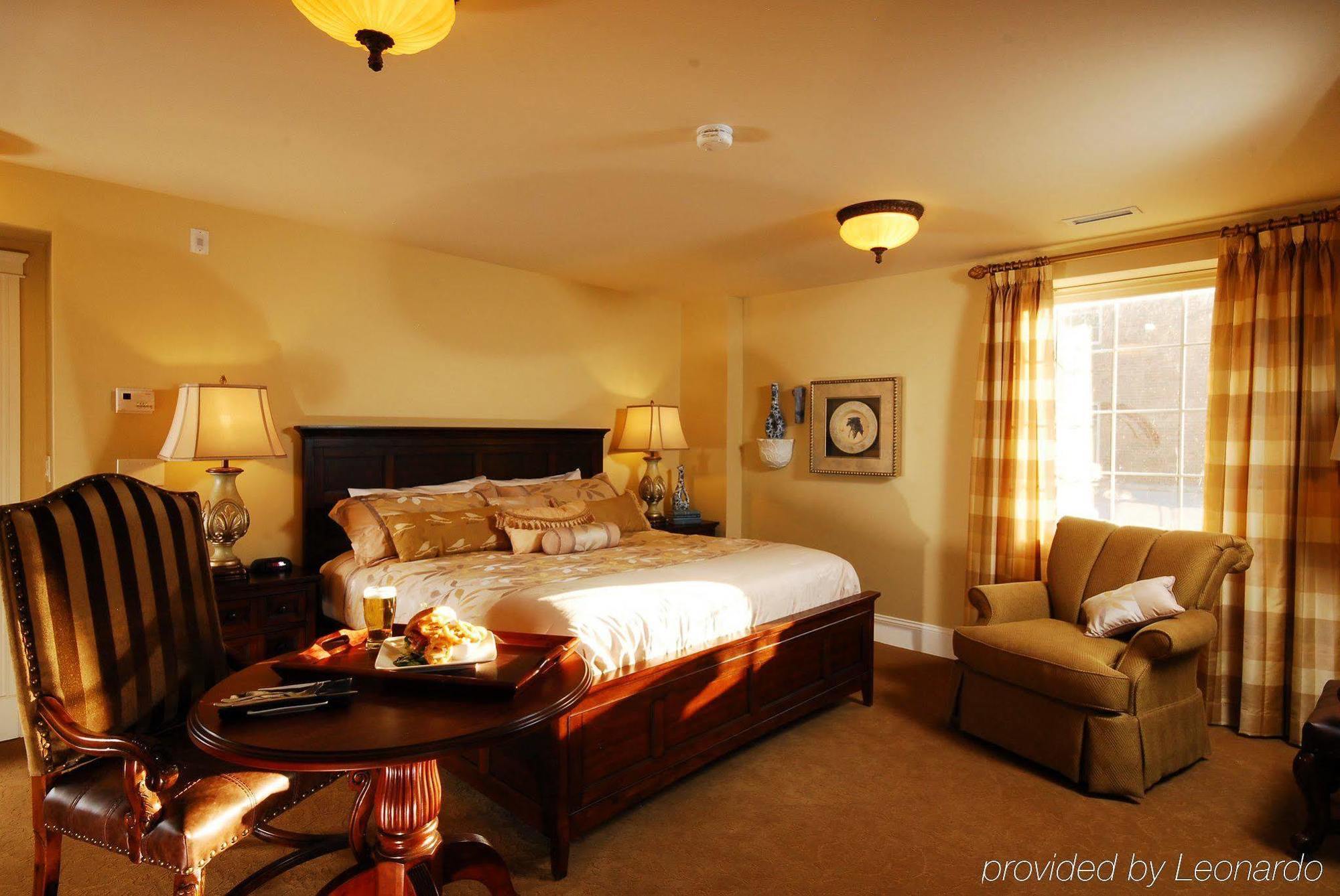 Grant Hall 3* Moose Jaw