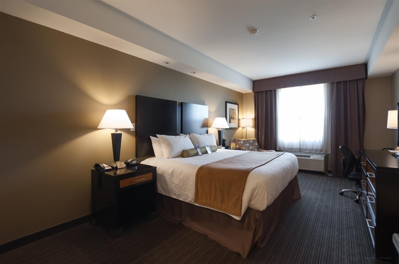 Western 3* Moose Jaw