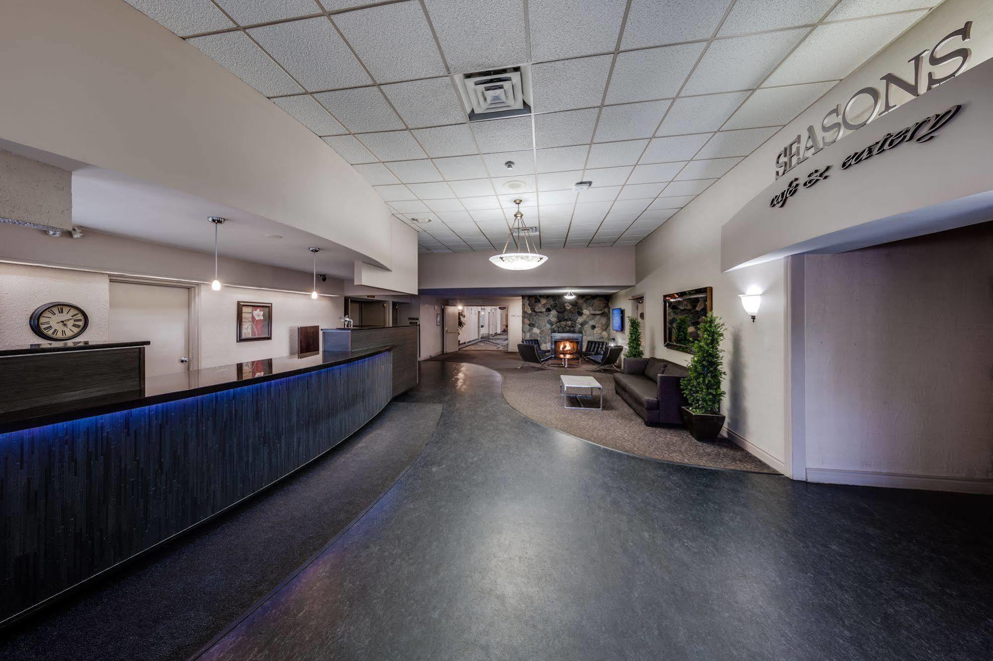 Heritage & Convention Centre - Hotel