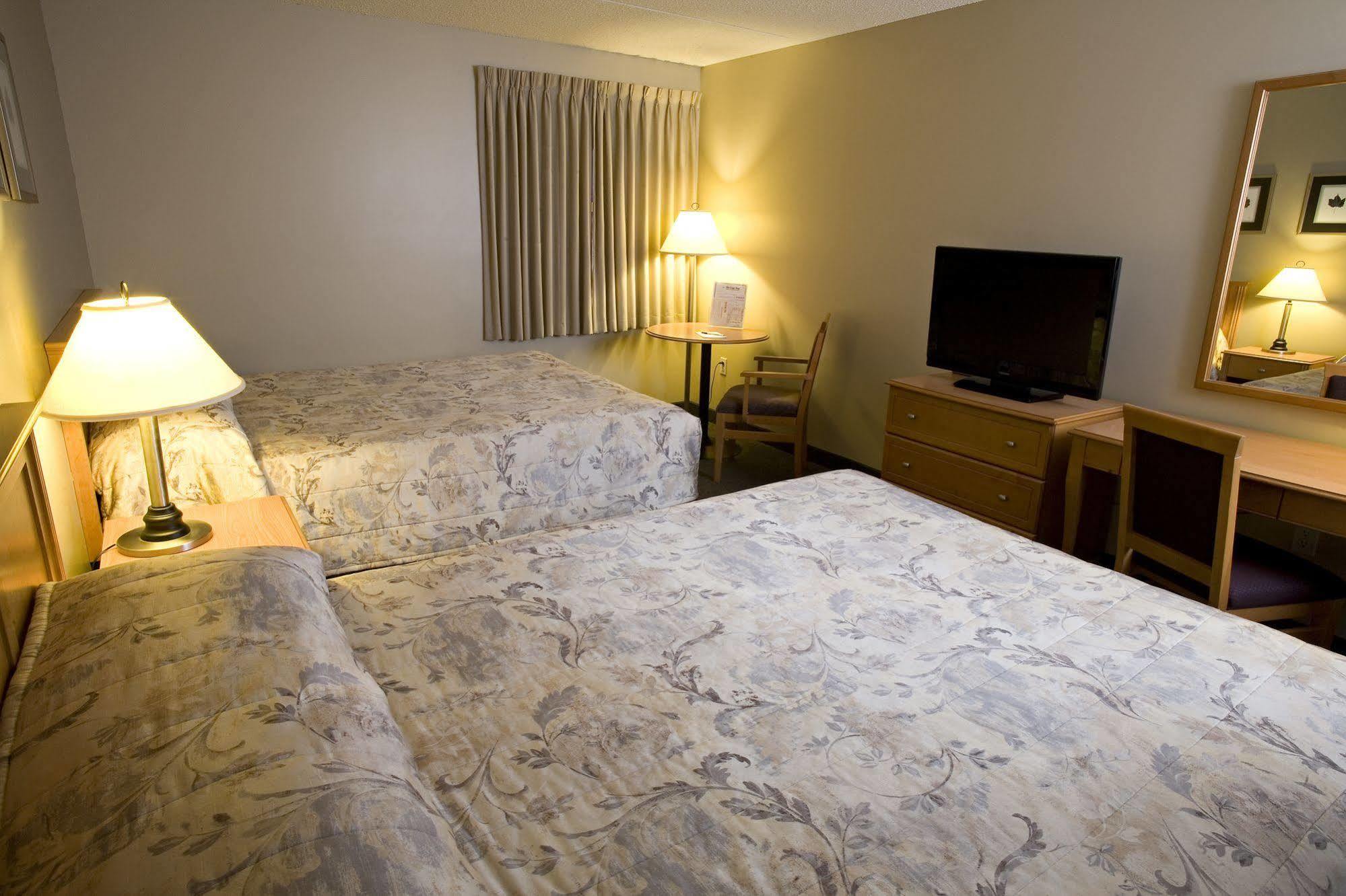 Hotel Heritage & Convention Centre - 2*
