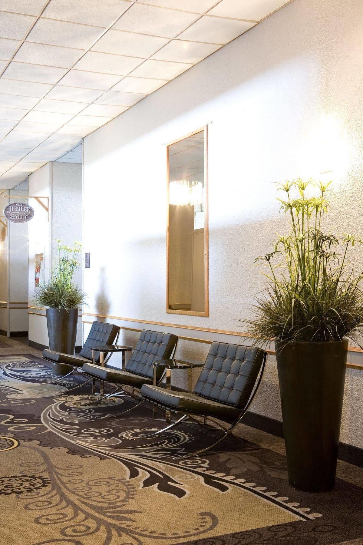 Heritage & Convention Centre - 2* Moose Jaw