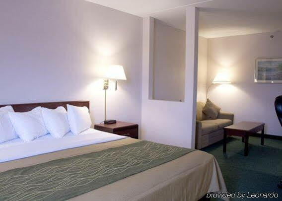 Hotel Comfort & Moose Jaw
