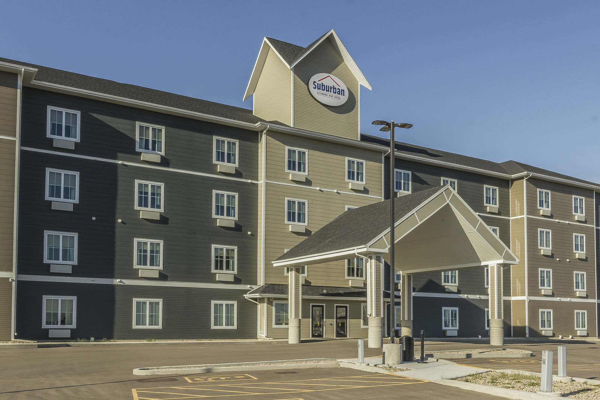 Hotel Quality & Moose Jaw