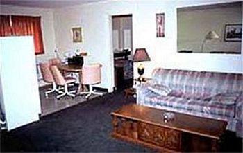Travelodge By Wyndham Hotel Moose Jaw